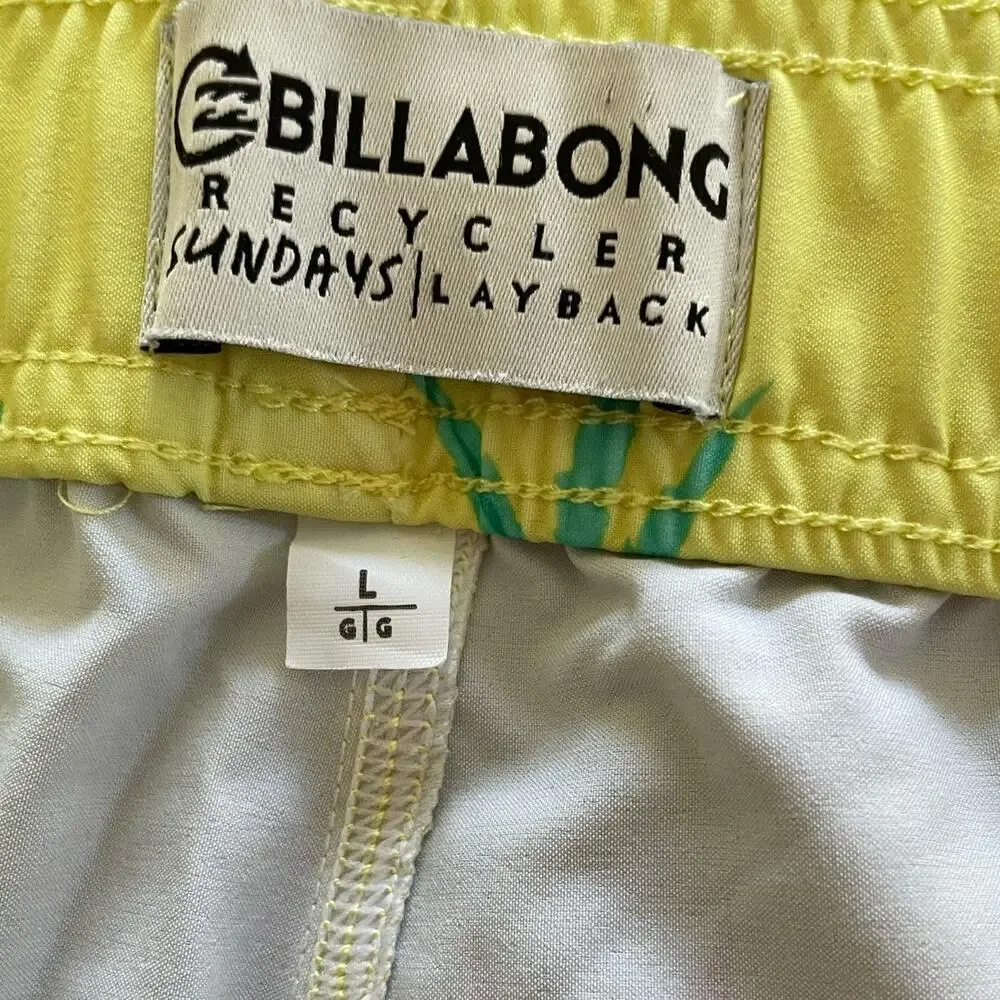Billabong Recycler Board Shorts, Yellow Floral Pattern, Size Large